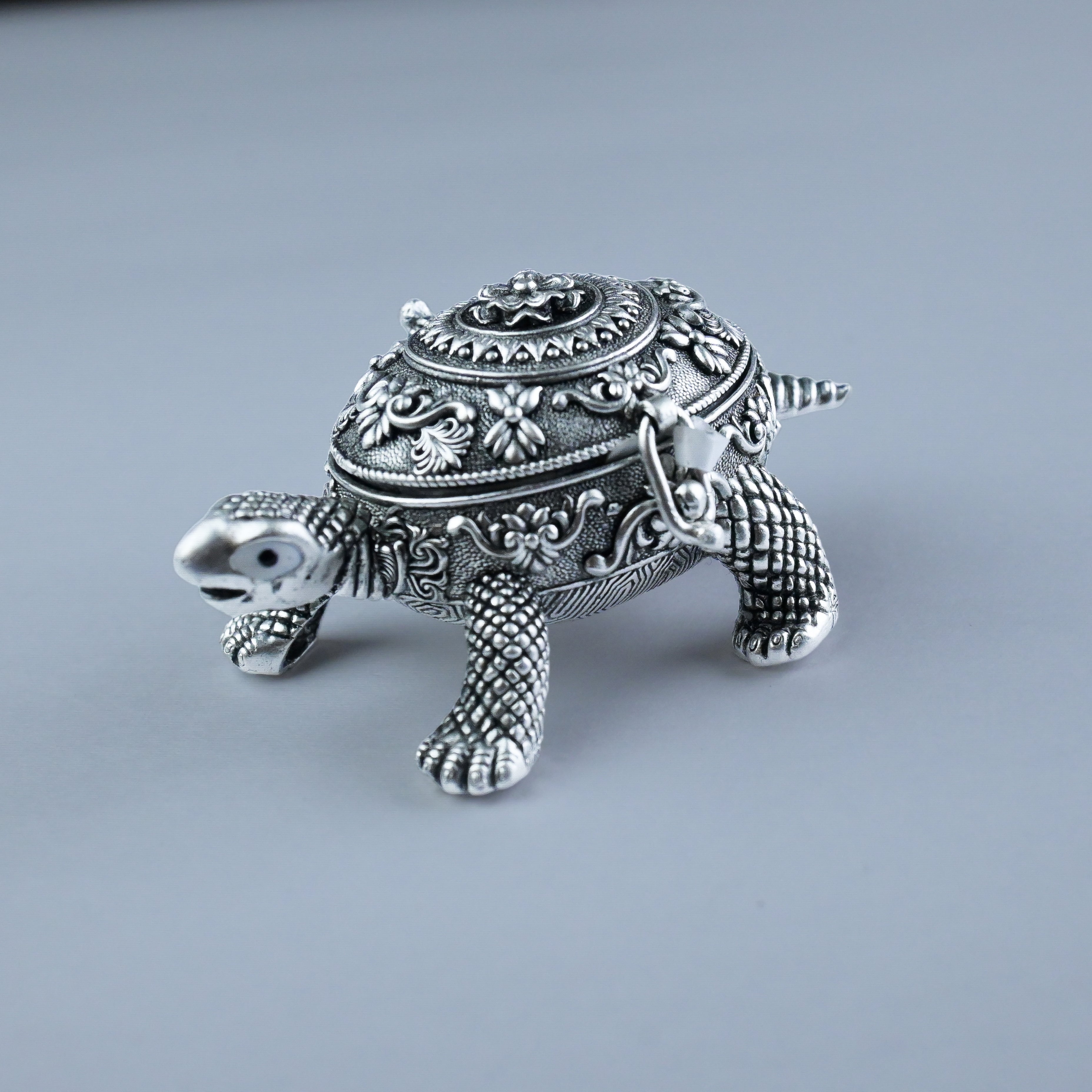 Divine Silver Turtle Idol